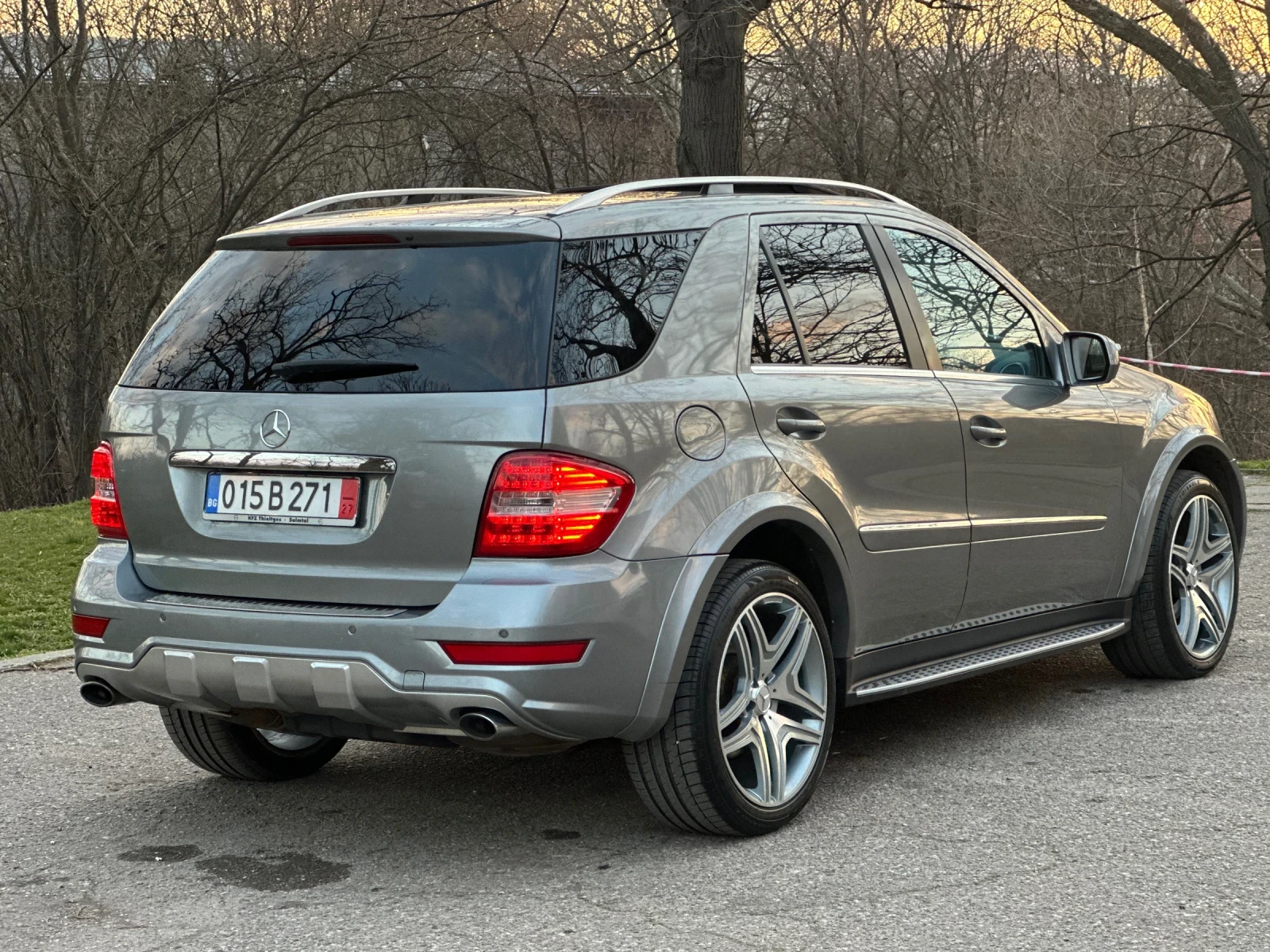 Mercedes-Benz ML 350 AMG PACK, снимка 5 - Автомобили и джипове - 53849899