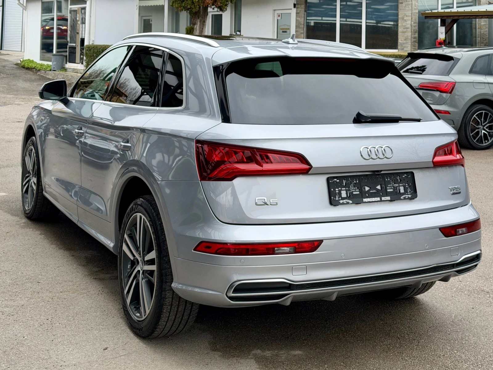 Audi Q5 2.0TFSI Progressiv S-line , снимка 7 - Автомобили и джипове - 54026876