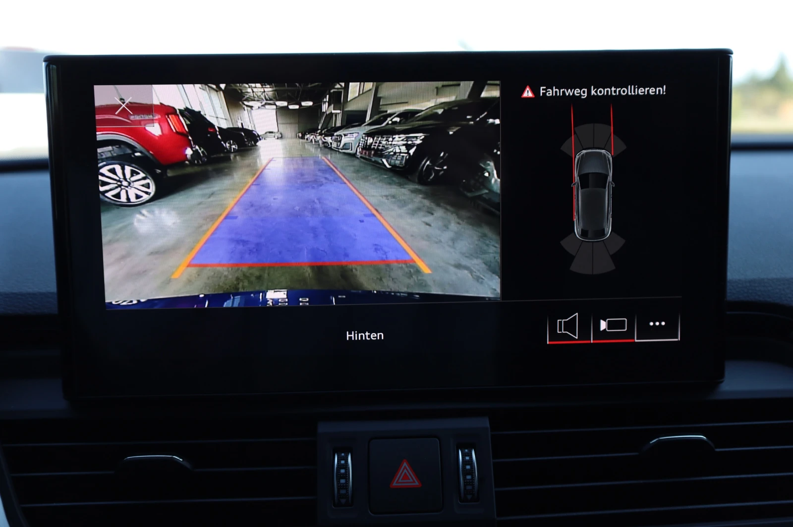 Audi SQ5 3XS-LINE* RS* OLED LIGHTS* PANO* B&O* , снимка 12 - Автомобили и джипове - 54339588