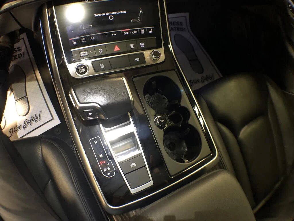 Audi Q7 55 tfsi Progressive, снимка 11 - Автомобили и джипове - 55086467