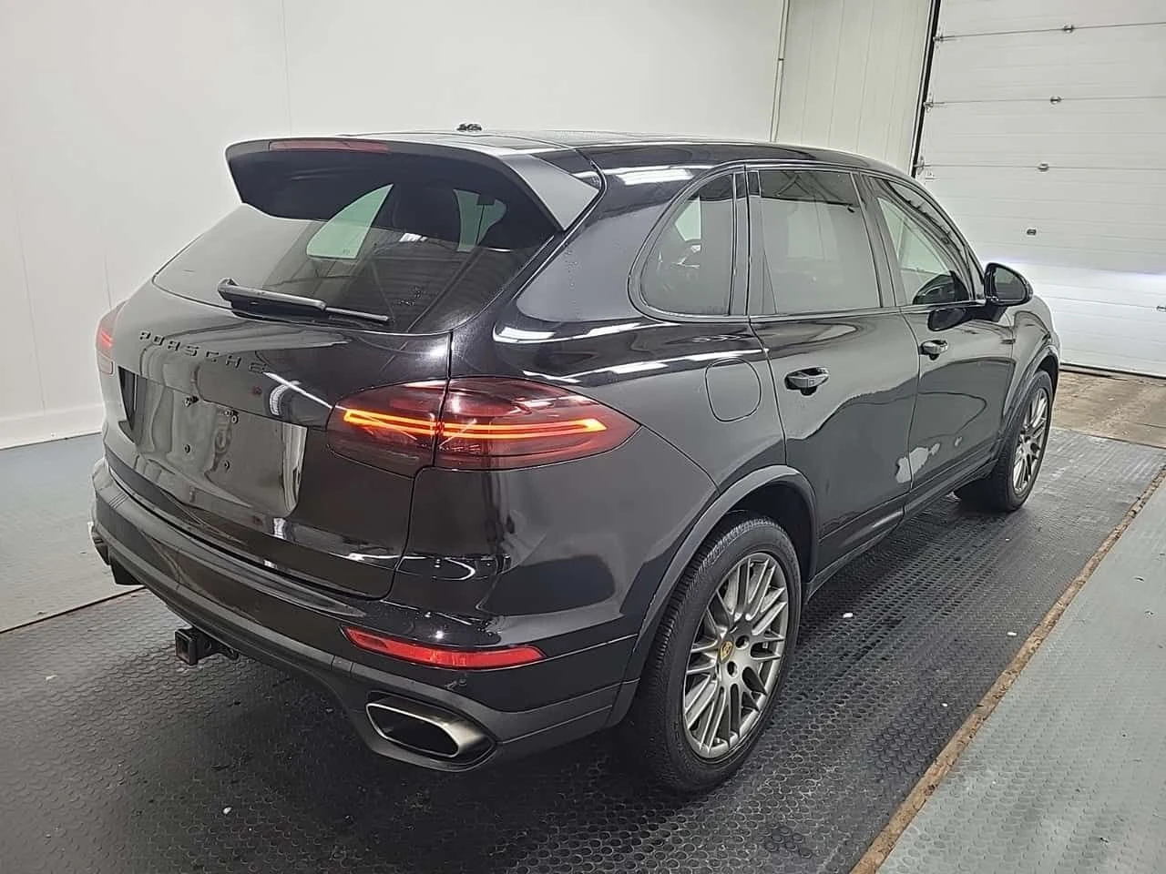 Porsche Cayenne AWD | CARFAX | ���������� ��� ������������ ������  | Mobile.bg � ����������� 4