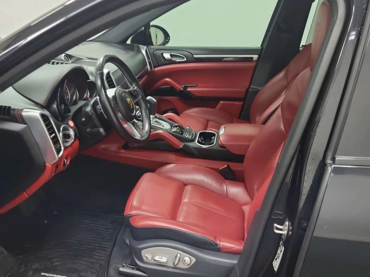 Porsche Cayenne AWD | CARFAX | ���������� ��� ������������ ������  | Mobile.bg � ����������� 10