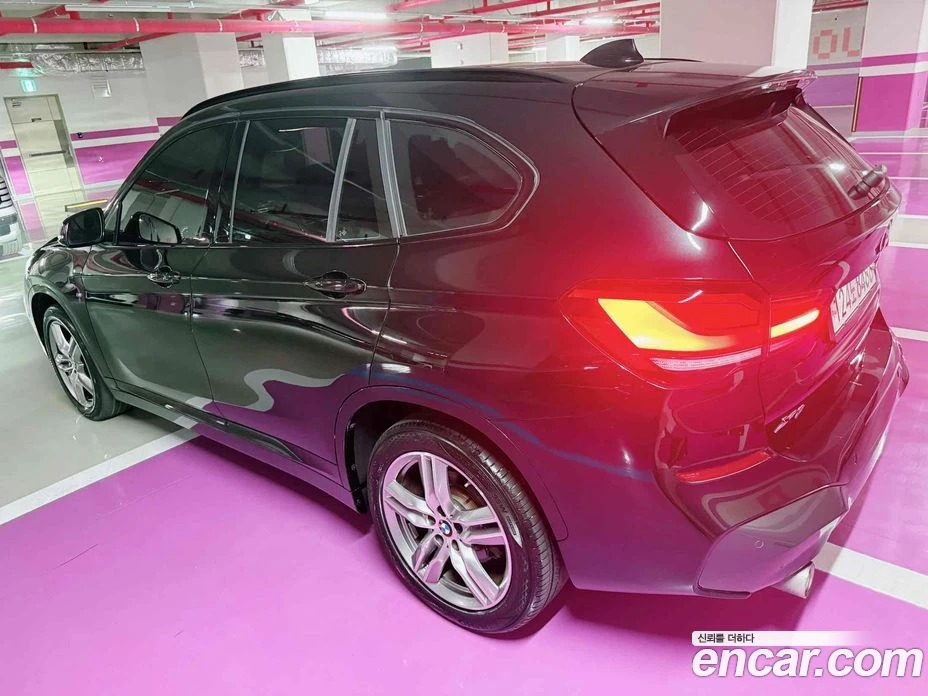 BMW X1 xDrive 20i M Sport, снимка 5 - Автомобили и джипове - 55668979