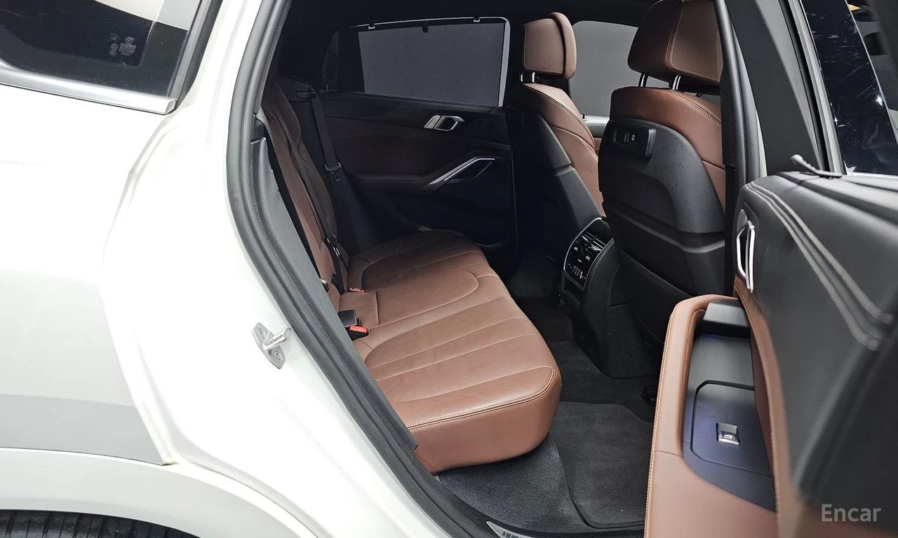 BMW X6 40i* M* SPORT* HARMON* KARDON* ОБДУХВАНЕ* ДИСТРОНИ, снимка 14 - Автомобили и джипове - 55961557