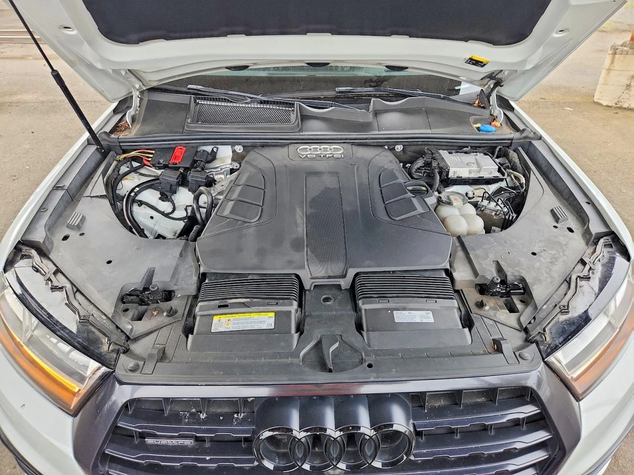 Audi Q7 3.0l Prestige, снимка 12 - Автомобили и джипове - 56570678