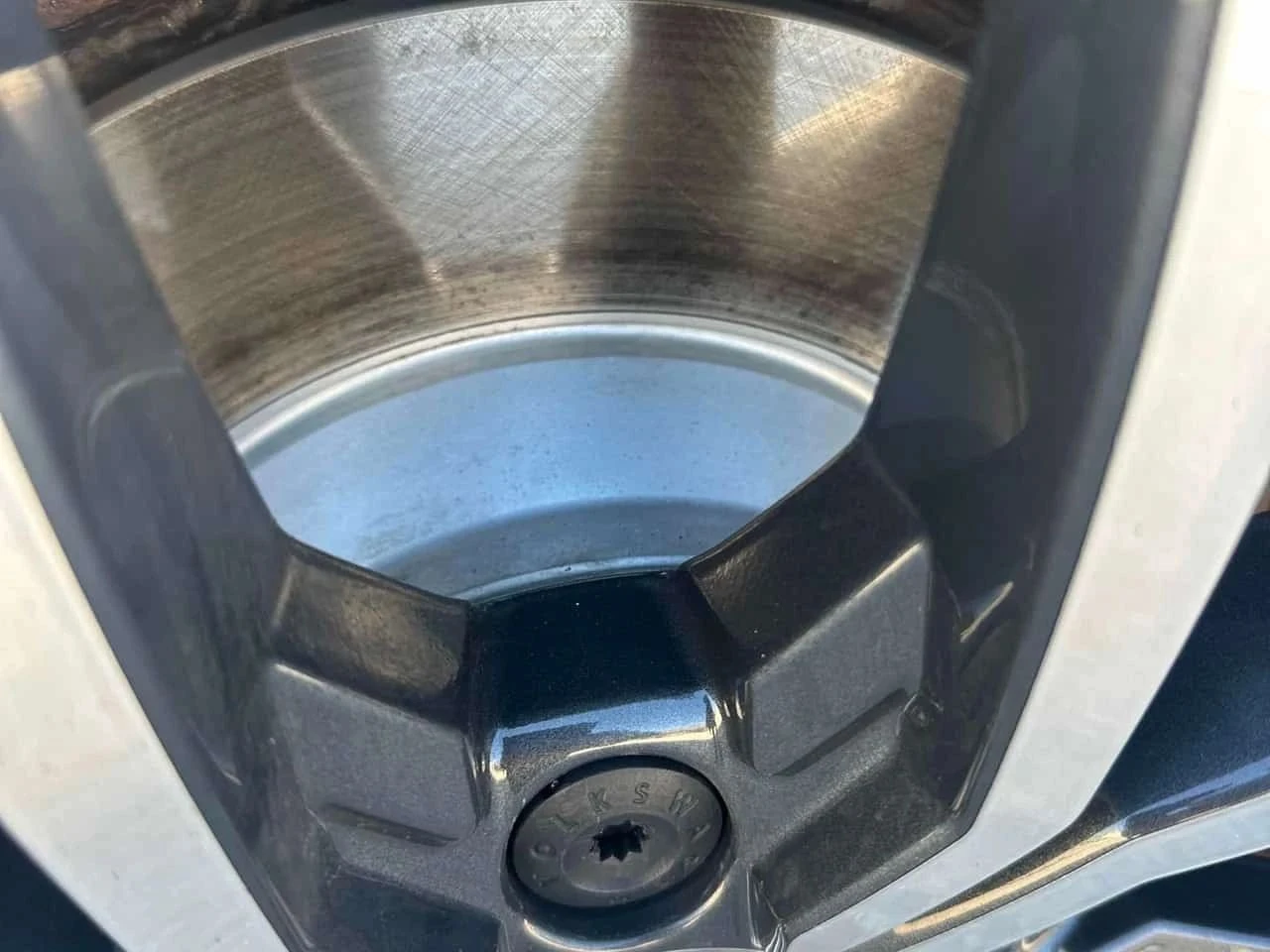 VW Tiguan, снимка 12 - Автомобили и джипове - 56686484