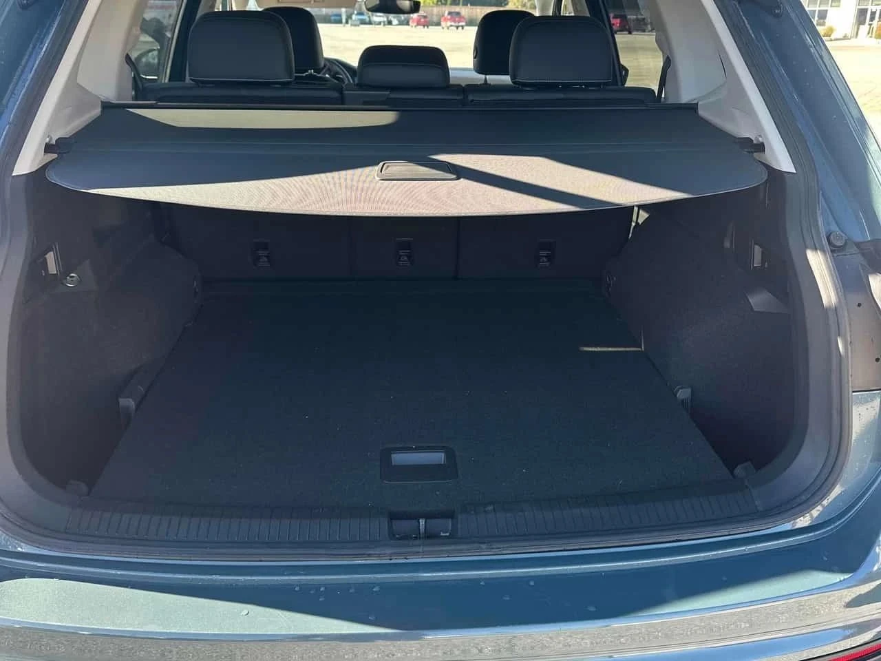 VW Tiguan, снимка 13 - Автомобили и джипове - 56686484