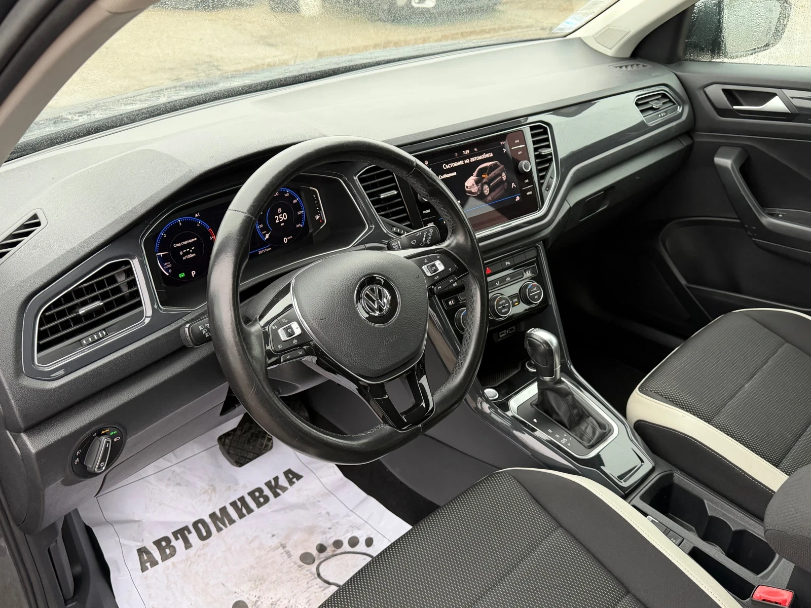 VW T-Roc 2.0TDI 150 AUTO, снимка 5 - Автомобили и джипове - 56691880