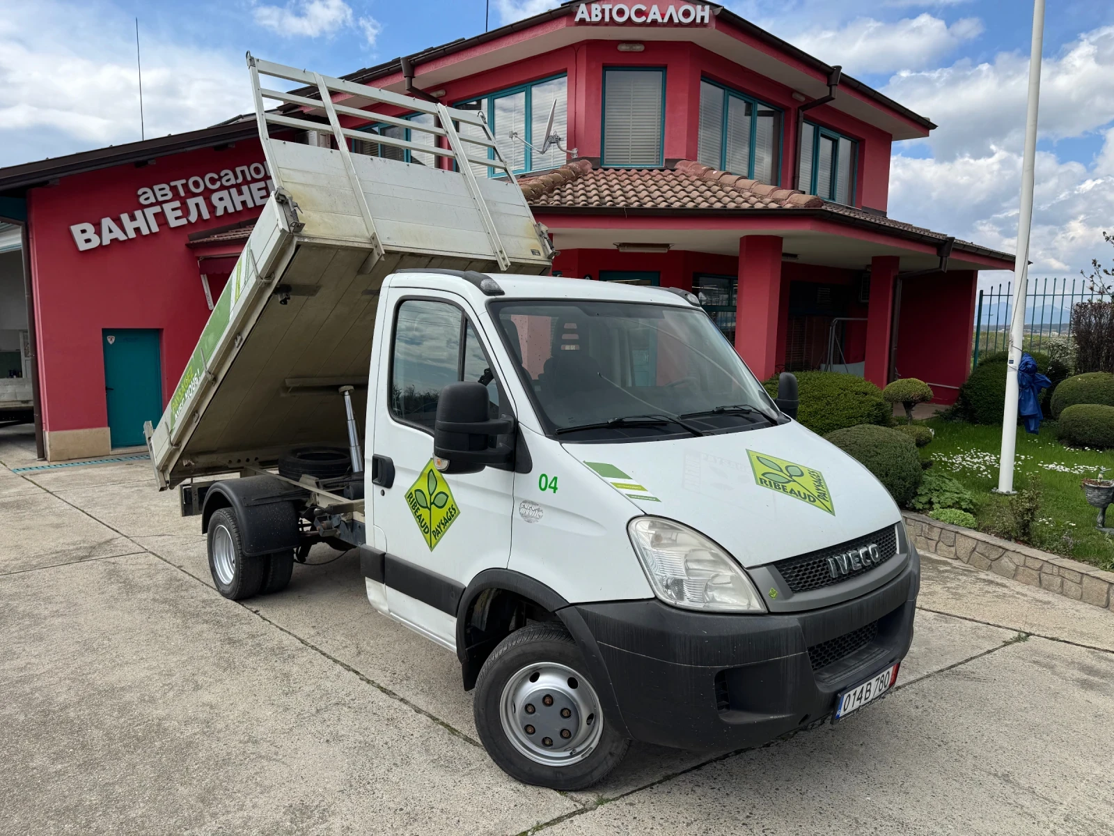 Iveco Daily 3.0HPI* 35c17* Тристранен самосвал - изображение 3