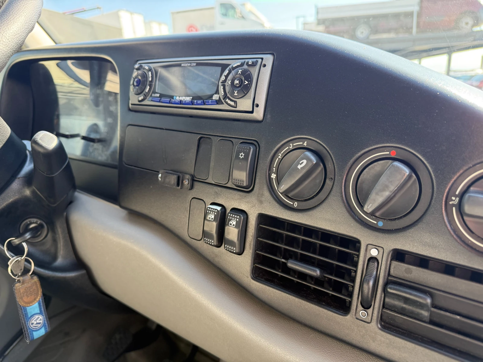 VW Lt 2.5TDI Клима L2H2  - изображение 10
