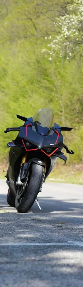 Ducati Panigale V4S, снимка 2