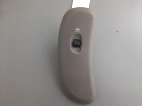 Копче ел стъкло предно дясно Крайслер Вояджер 