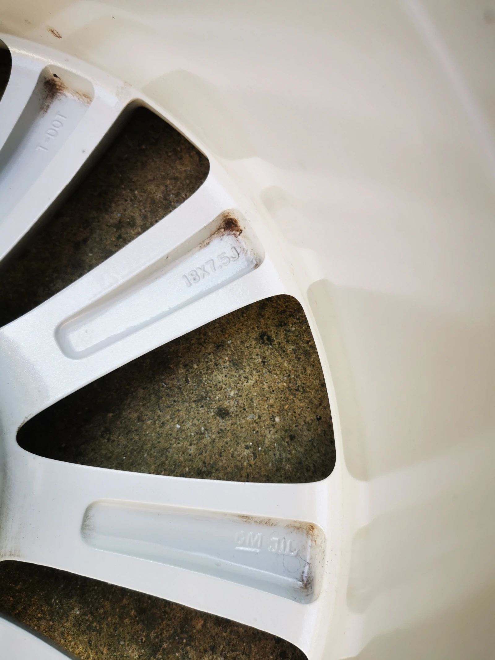 ���� � ������ 225/45R18 �� Opel Astra | Mobile.bg � ����������� 5