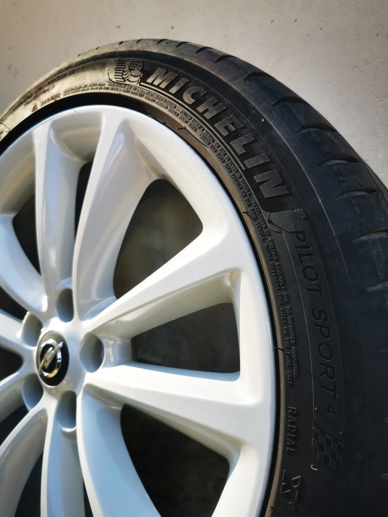 ���� � ������ 225/45R18 �� Opel Astra | Mobile.bg � ����������� 3