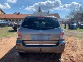 Toyota Corolla verso  2.2 D-4D 136к.с НА ЧАСТИ , снимка 6