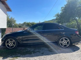 Mercedes-Benz C 220 AMG пакет, снимка 2