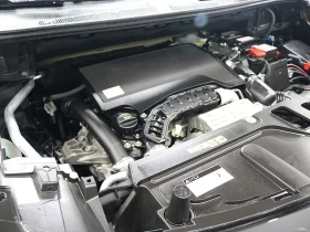 Peugeot 3008 2th GEN / PURE TECH ALLURE/ KEYLESS/PODGREV, снимка 15