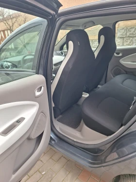 Renault Zoe 41 kw - 10000 € / 19558.30 лв. - 82876902 4
