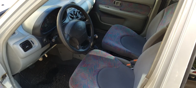 Nissan Micra, снимка 10 - Автомобили и джипове - 47514858