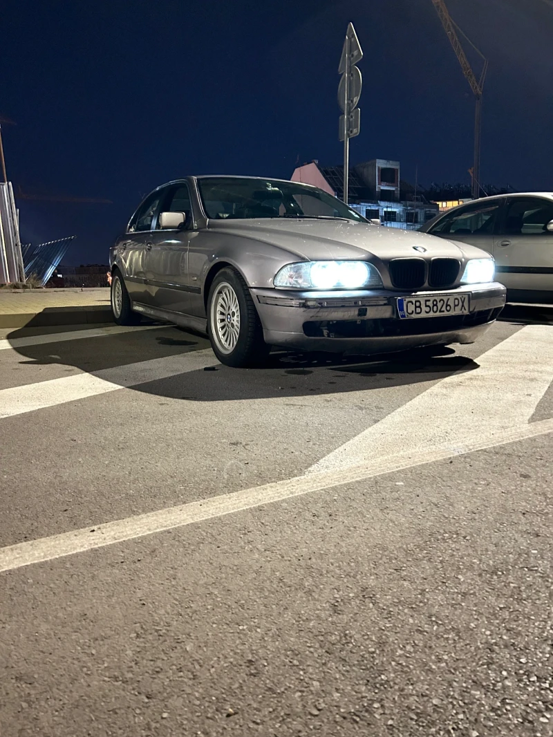 BMW 520, снимка 1 - Автомобили и джипове - 47658116