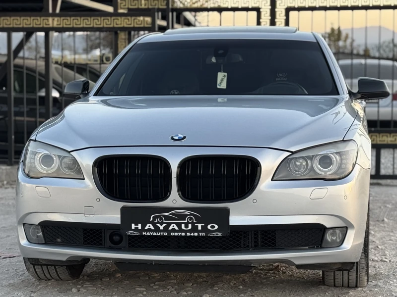 BMW 740 d= Sport= Distronic= HUD= Soft Close= Ceyless Go= , снимка 1 - Автомобили и джипове - 47905700