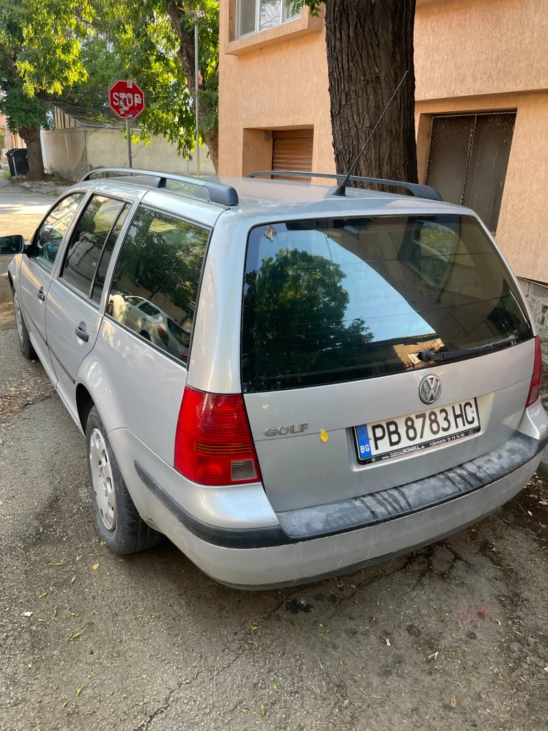 VW Golf, снимка 4 - Автомобили и джипове - 52060274