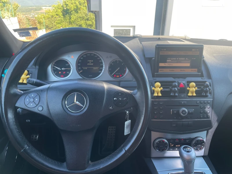Mercedes-Benz C 220 AMG пакет, снимка 12 - Автомобили и джипове - 51801509