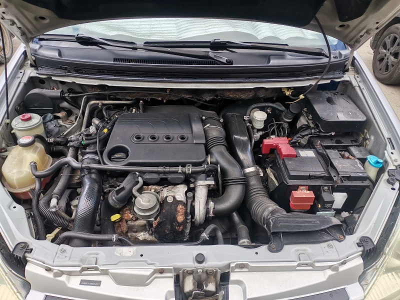 Suzuki Liana, снимка 9 - Автомобили и джипове - 51836066