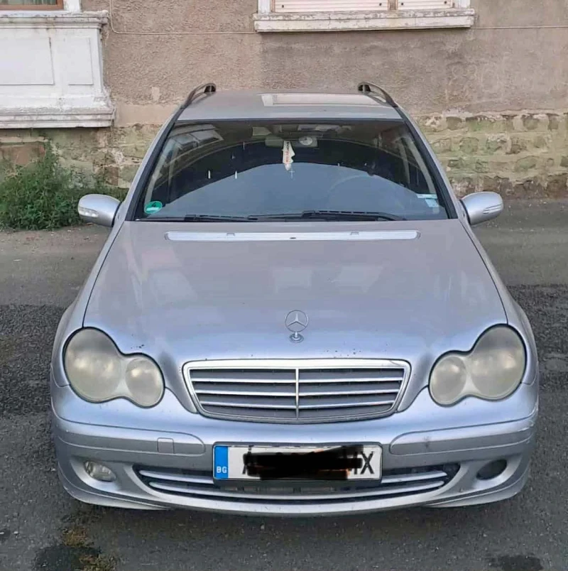 Mercedes-Benz C 240 Classic , снимка 2 - Автомобили и джипове - 52212394