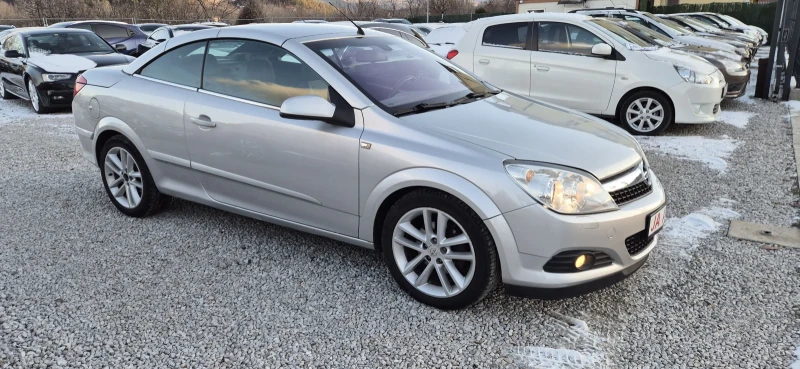 Opel Astra 1.8-140кс.КЛИМА, снимка 4 - Автомобили и джипове - 53078445
