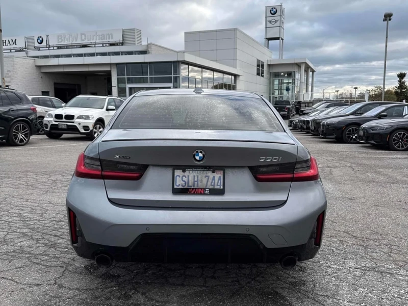 BMW 330 330i xDrive  CARFAX, снимка 4 - Автомобили и джипове - 53283759