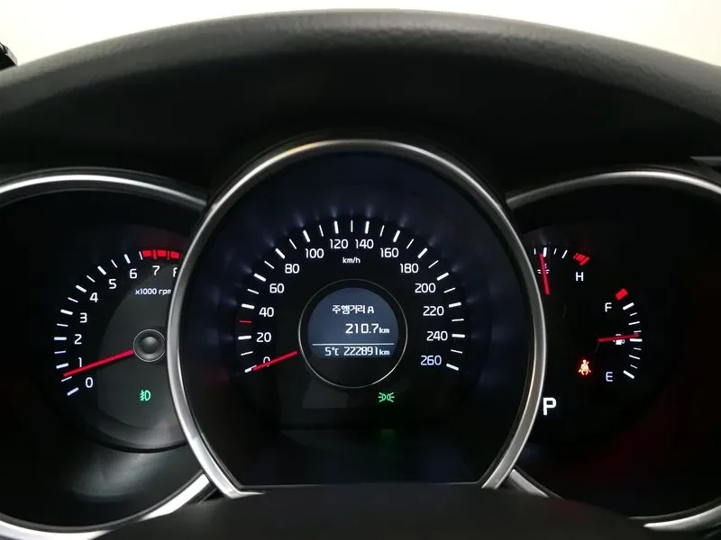 Kia K5 Lpi Luxury - изображение 8