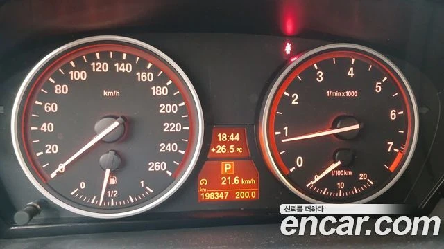 BMW 528, снимка 8 - Автомобили и джипове - 56077737