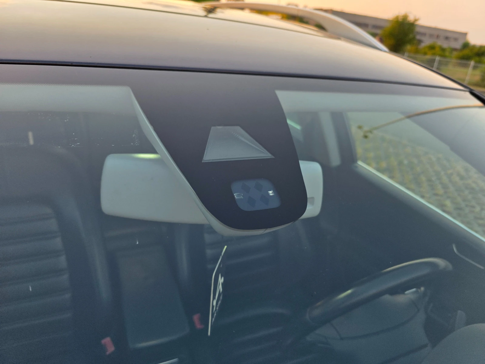 VW Passat 2.0 TDI - изображение 10