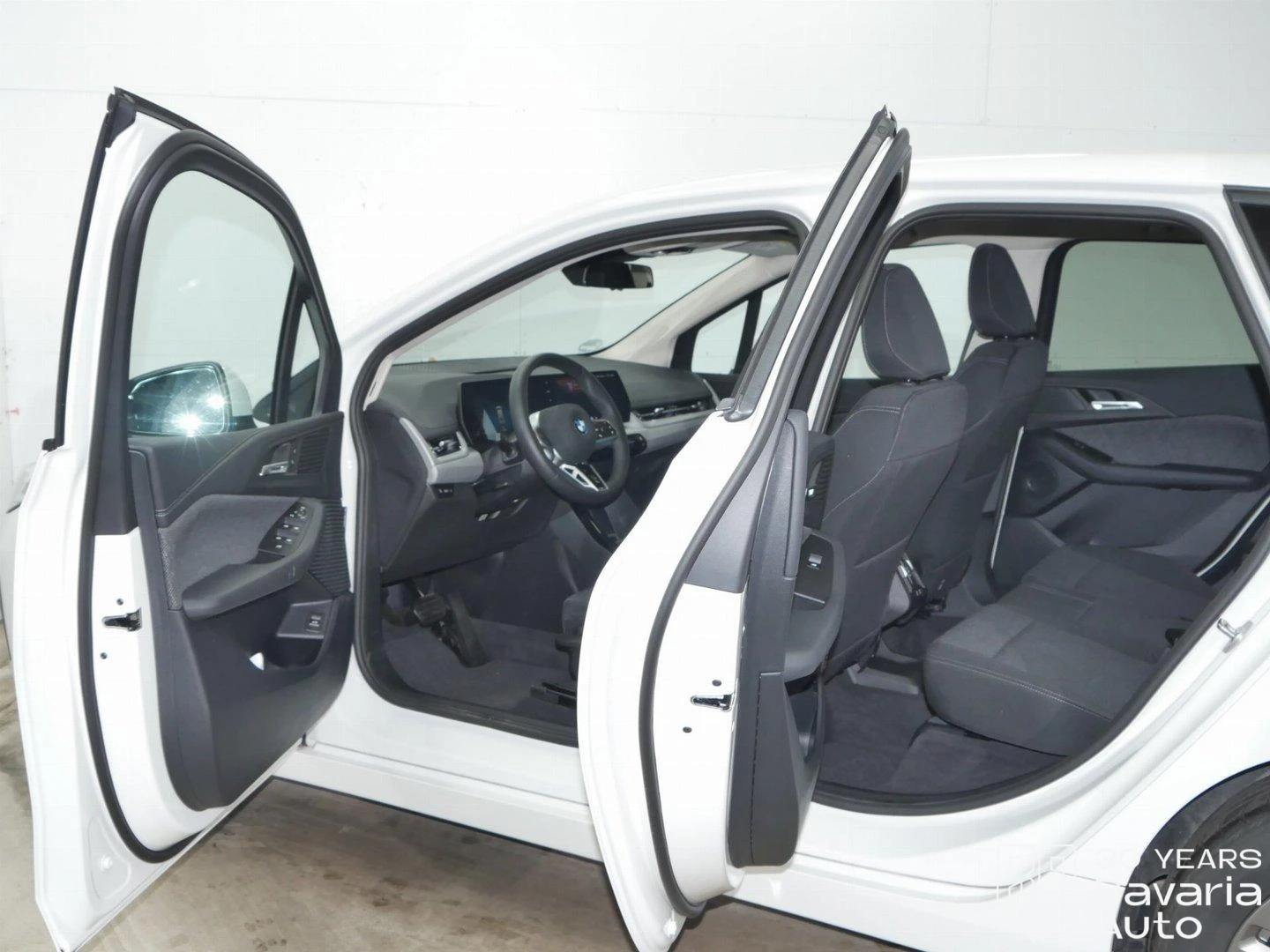 BMW 218 i Active Tourer Steptronic - изображение 5