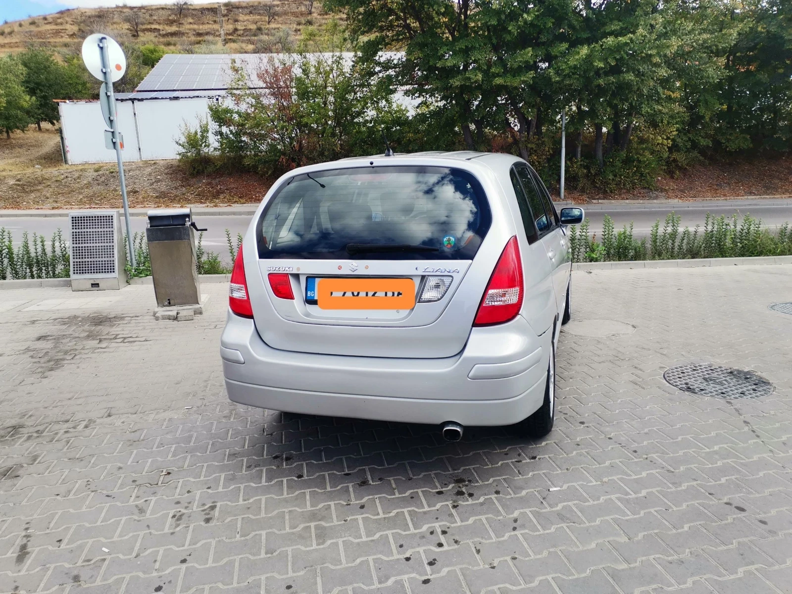 Suzuki Liana | Mobile.bg — изображение 10