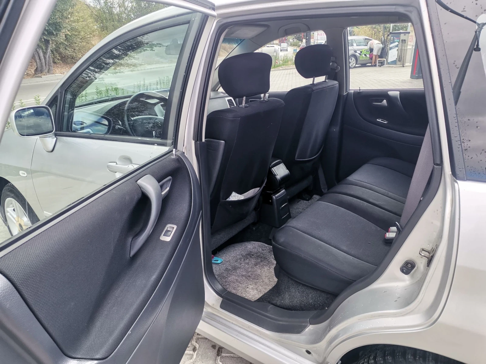 Suzuki Liana | Mobile.bg — изображение 5