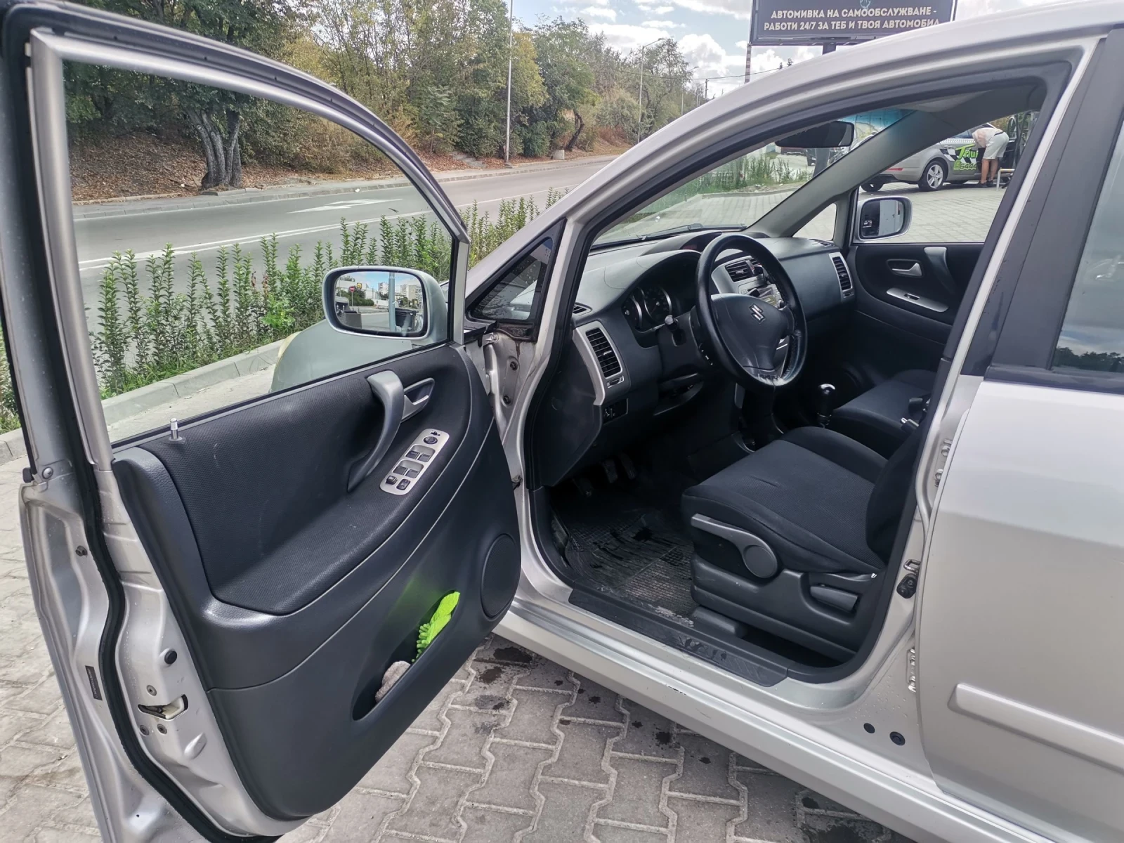 Suzuki Liana | Mobile.bg — изображение 4