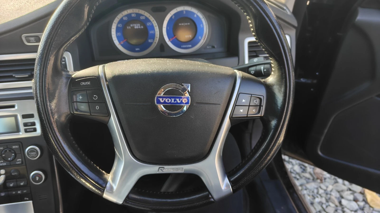 Volvo S80  - изображение 2