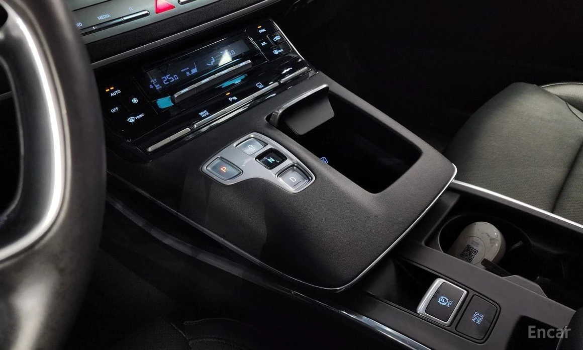 Hyundai Grandeur  - изображение 9