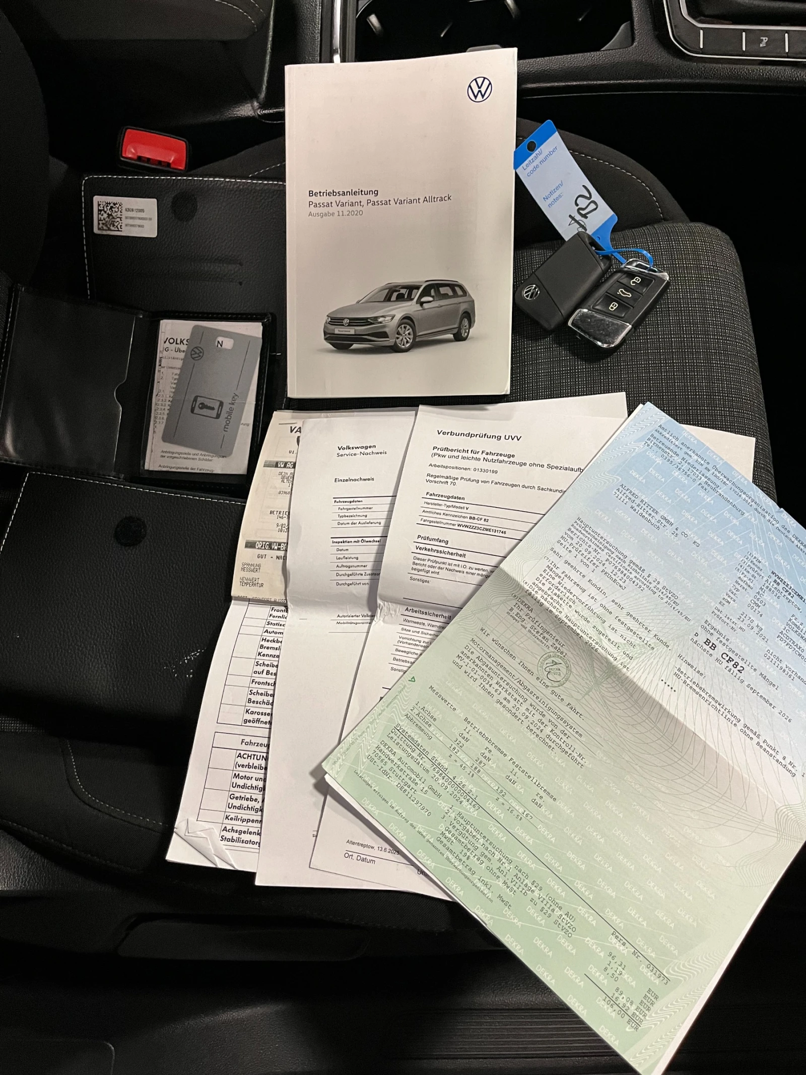 VW Passat 2.0 TDI DSG-��������, Digital R-LINE TUV, 8�� ���� | Mobile.bg � ����������� 17