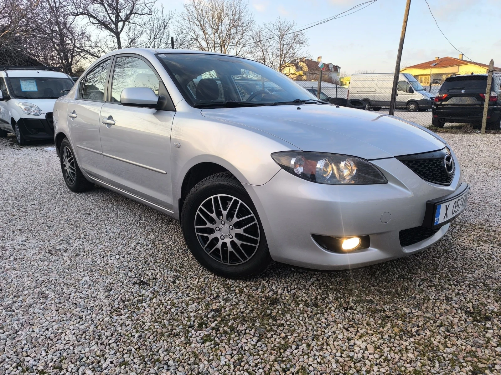 Mazda 3 1.6i sedan - изображение 3