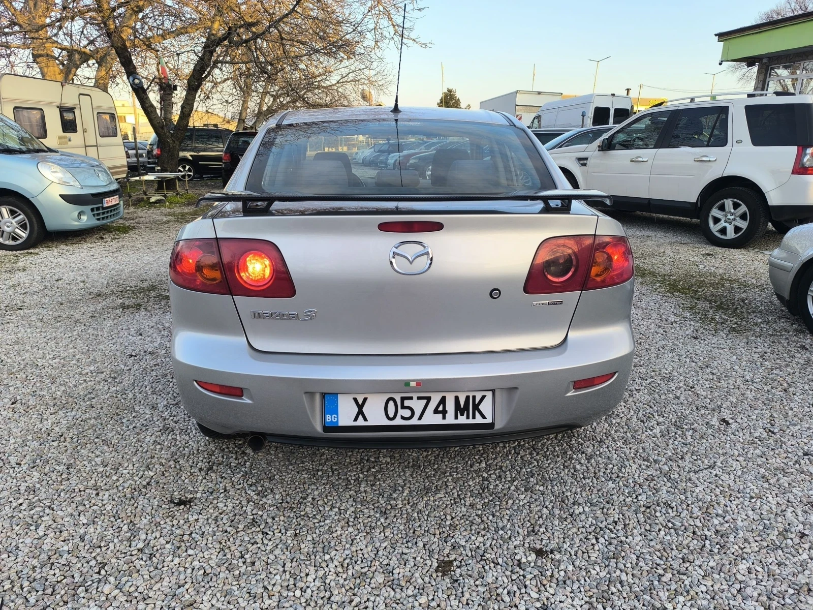 Mazda 3 1.6i sedan - изображение 5