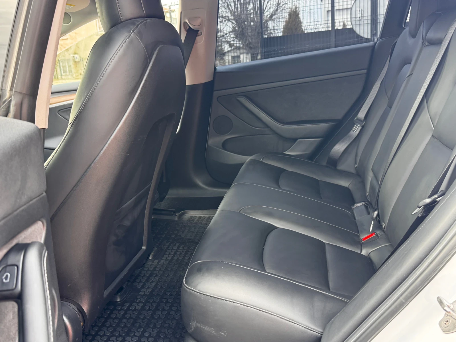 Tesla Model 3 Performance - изображение 9