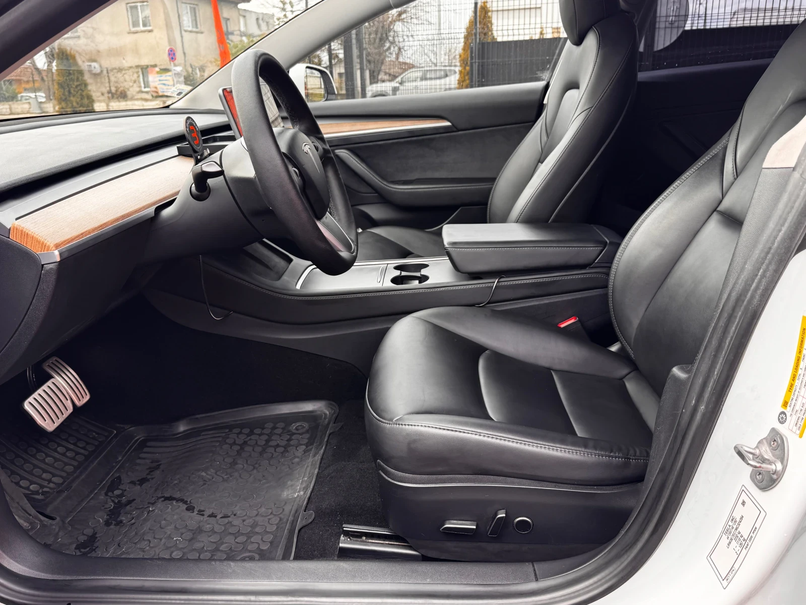 Tesla Model 3 Performance - изображение 6