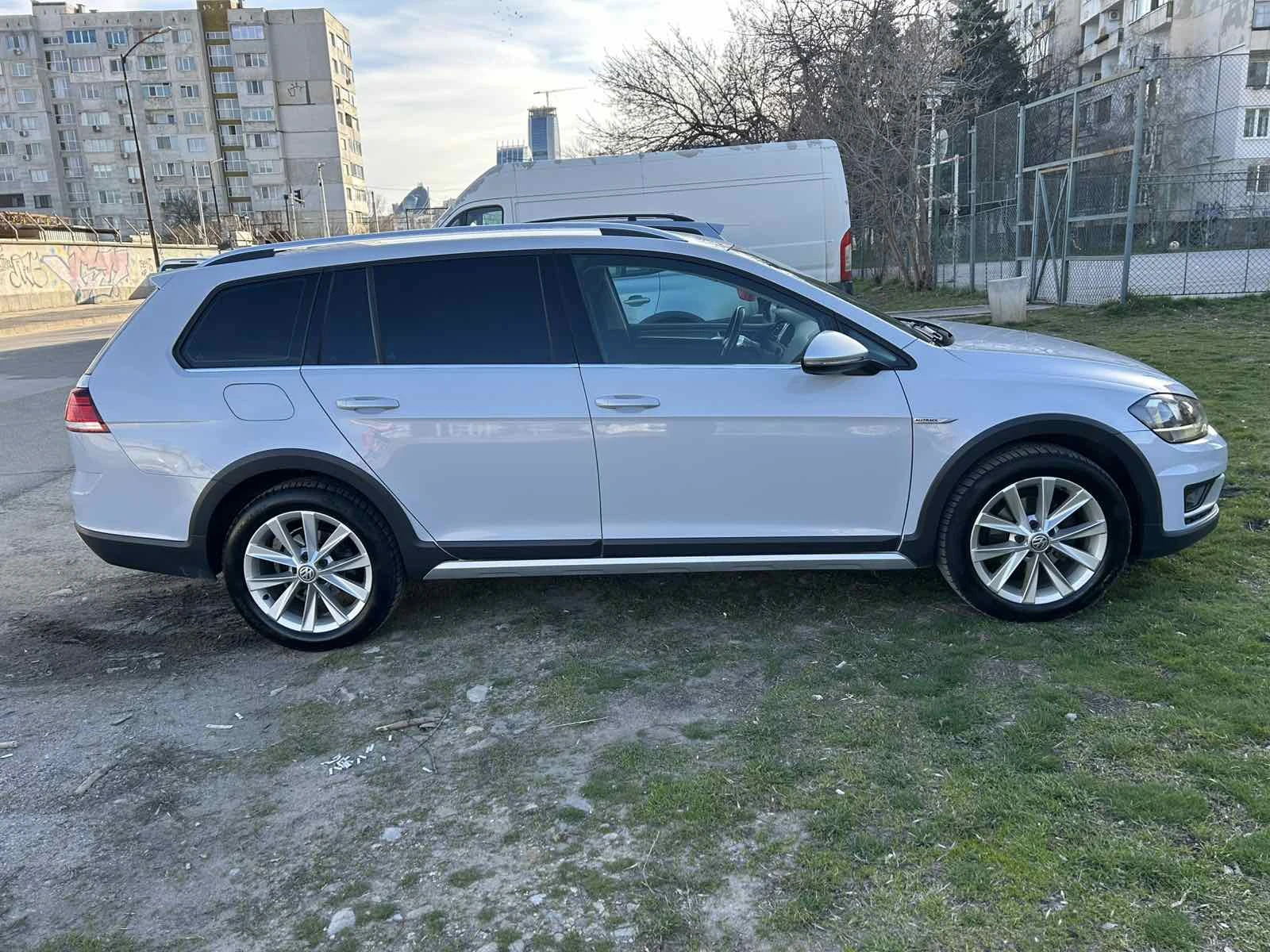 VW Golf Alltrack 4x4 GTD, снимка 7 - Автомобили и джипове - 53778593