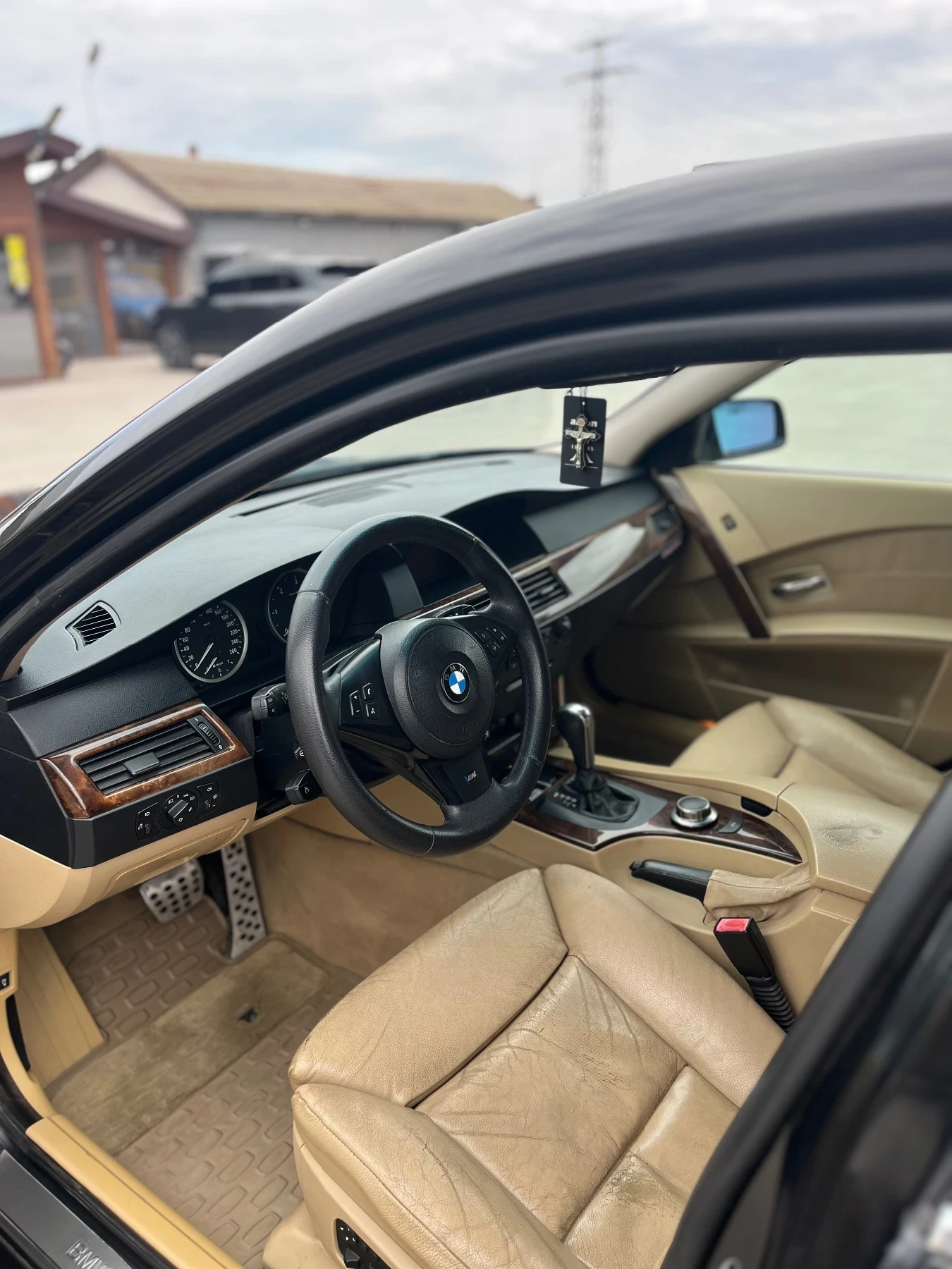 BMW 520 520 163кс, снимка 6 - Автомобили и джипове - 54041882