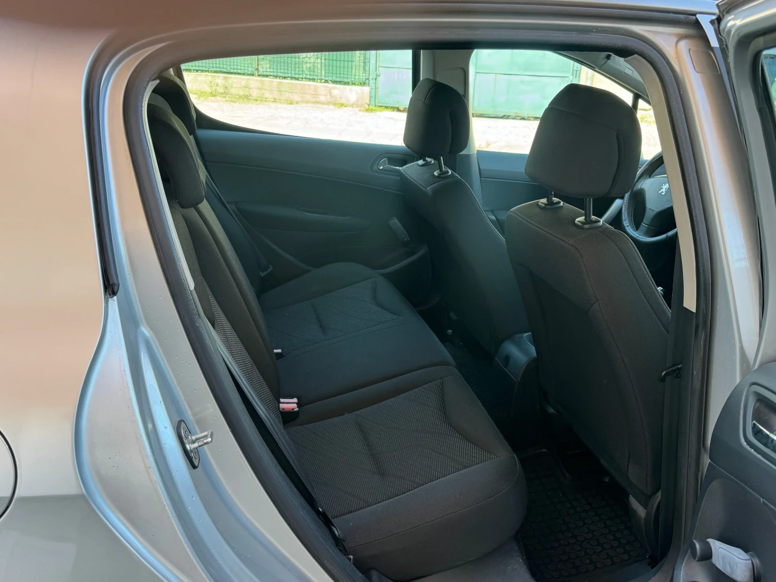 Peugeot 308, снимка 11 - Автомобили и джипове - 54335728