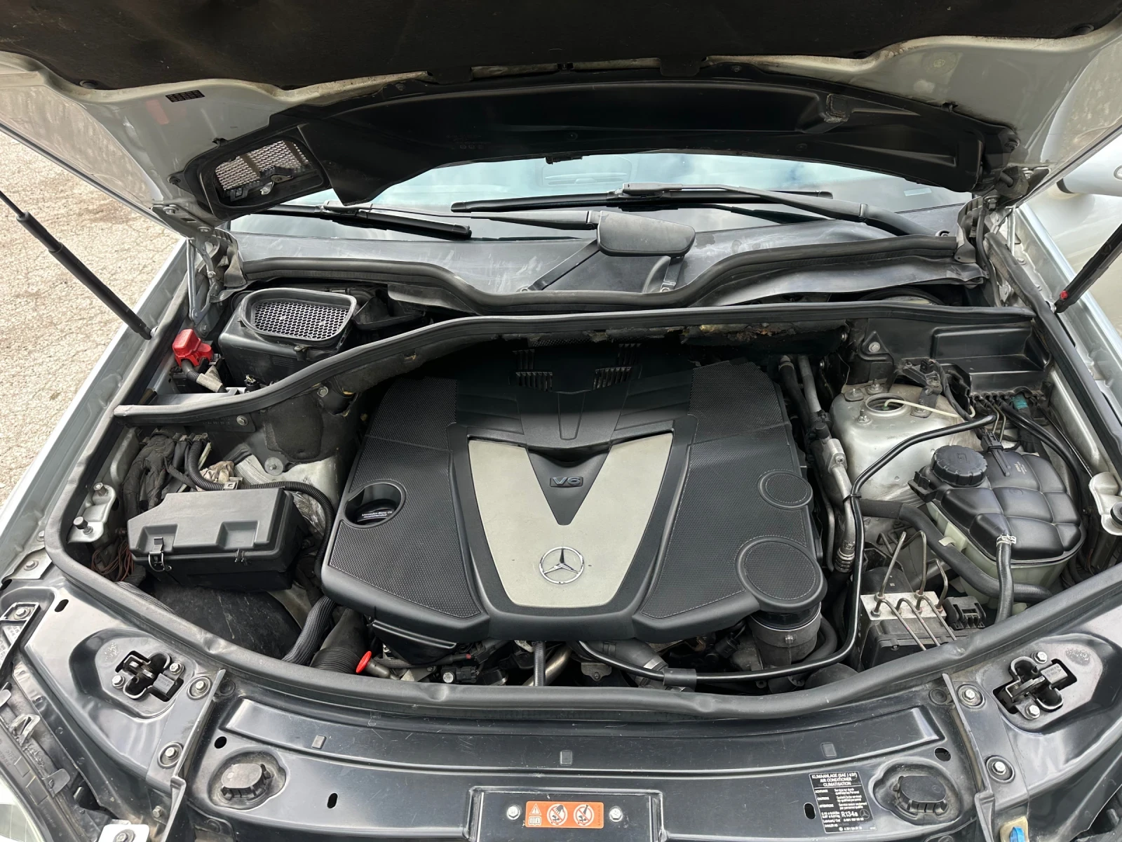 Mercedes-Benz 320 CDI, снимка 12 - Автомобили и джипове - 54382425