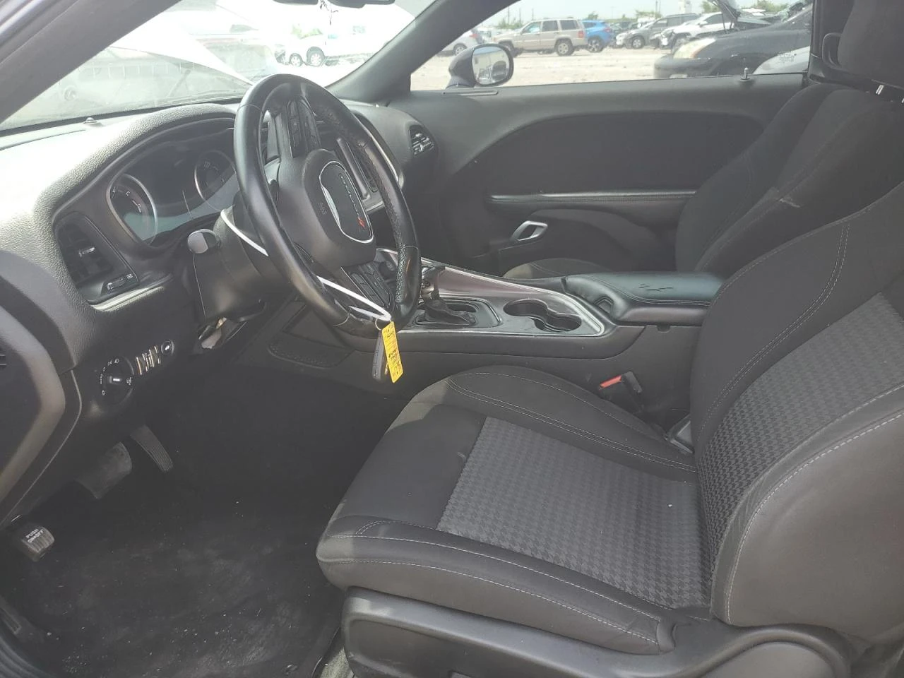 Dodge Challenger 3.6l Sxt, снимка 7 - Автомобили и джипове - 54730551